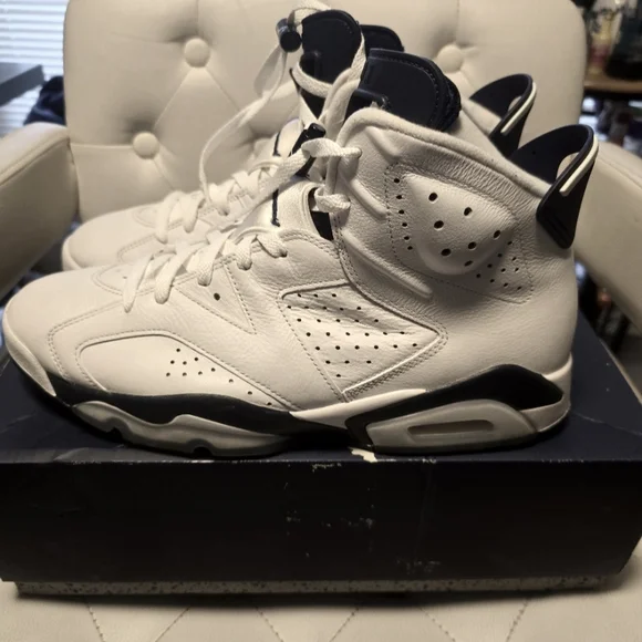 Midnight NAVY AIR JORDAN 6 ( GREAT CONDITION) - Picture 2 of 15